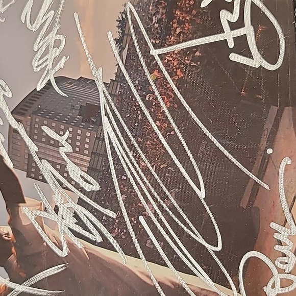 Autogtaphed Strange Music canvas VIP 2016 - Picture 6 of 17